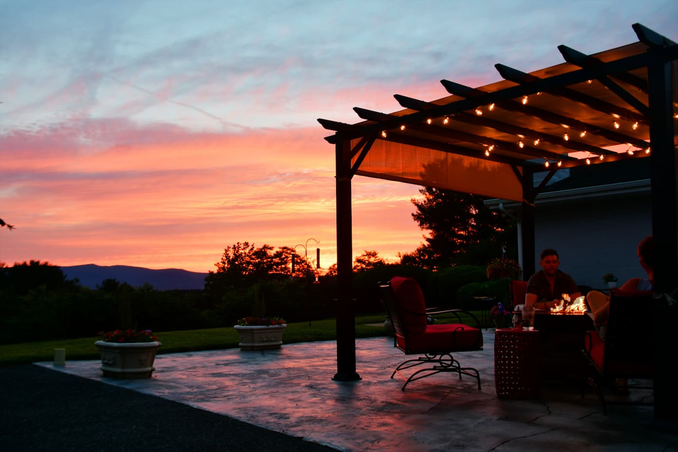 Comment faire une toile coulissante pour pergola : le guide complet