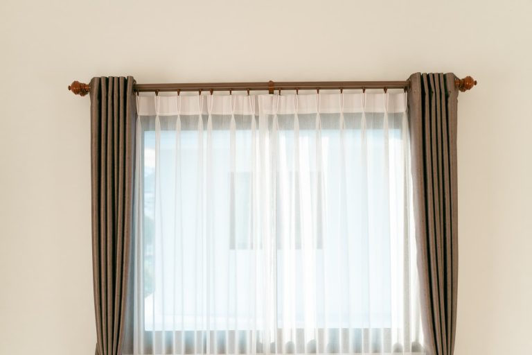 Blanchir les rideaux avec du vinaigre blanc : ma méthode qui fonctionne vraiment