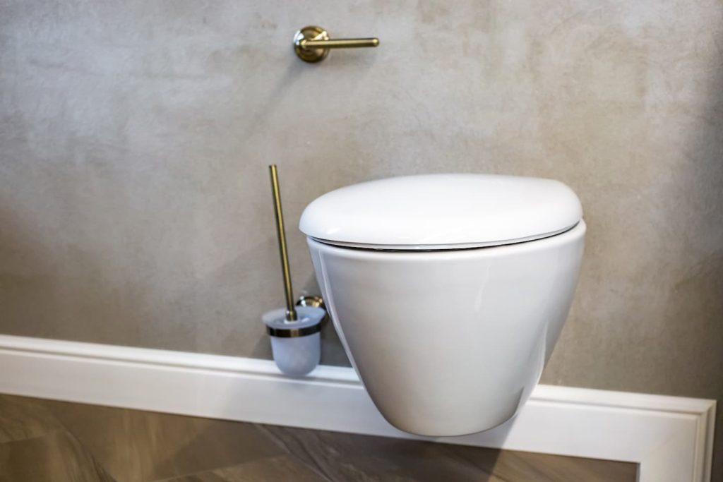 Chasse d'eau longue à se remplir sur WC suspendu